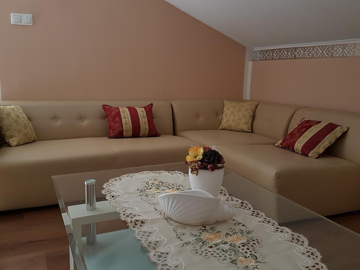 Apartments Suzana Novi Vinodolski Buitenkant foto